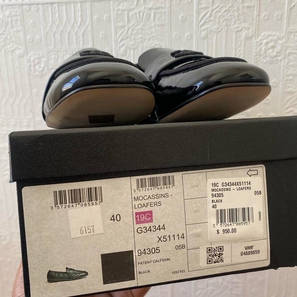 CHANEL 2019 Patent Calfskin Leather Interlocking CC Moccasin Scrunch Loafer - Picture 6 of 8